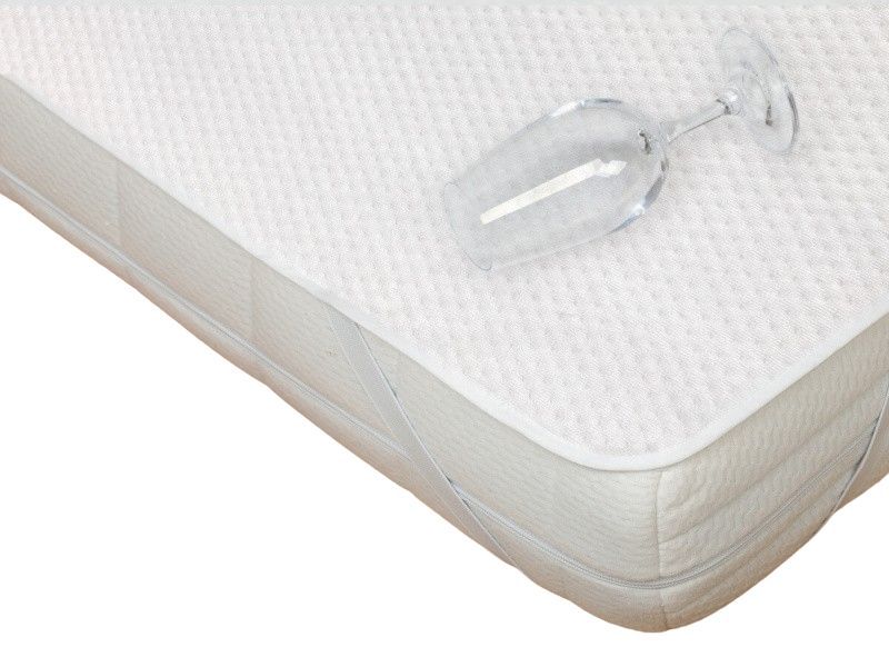 Ochrana Vaší postele, kvalitní matracový chránič Soft Touch - nepropustný a prodyšný, Dadka