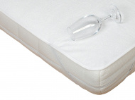 Od českého výrobce matracový chránič s PU bambus - nepropustný a prodyšný, | rozměr 60x120 cm.