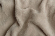 Kvalitní mikroflanelové prostěradlo šedohnědé barvy Kíkko šedé,  | rozměr 180x200 cm.